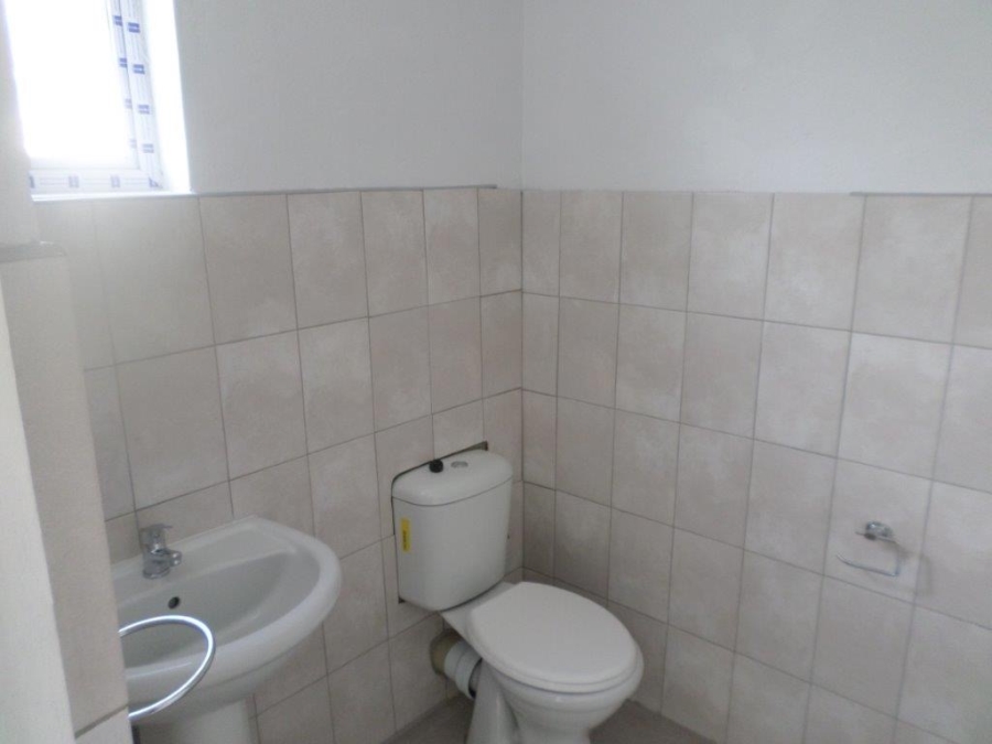 To Let Commercial Property for Rent in Wynberg Western Cape